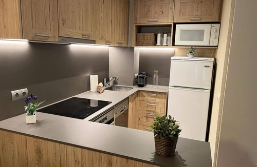 Caldegas Apartment | Apartment 2 rooms Pool, Terrace, Views, 6 Pax & Wi-Fi