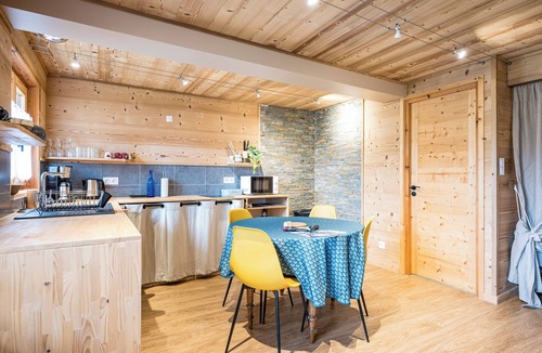 Jarrier Apartment | Apartment '4 Personnes' with Mountain View