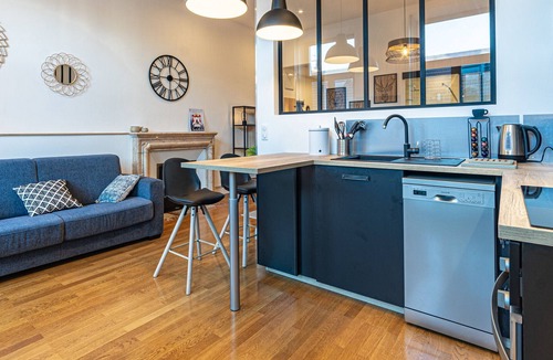 Aix-les-Bains City Center Apartment | Apartment Aix les Bains, studio, 3 people