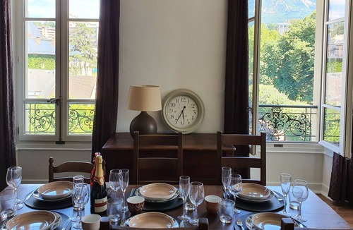 Aix-les-Bains City Center Apartment | Apartment Aix les Bains, 2 bedrooms, 6 people