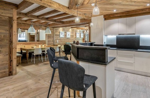 Val-d'Isere Villa | Apartment Alexis - Four Bedroom Villa, Sleeps 8