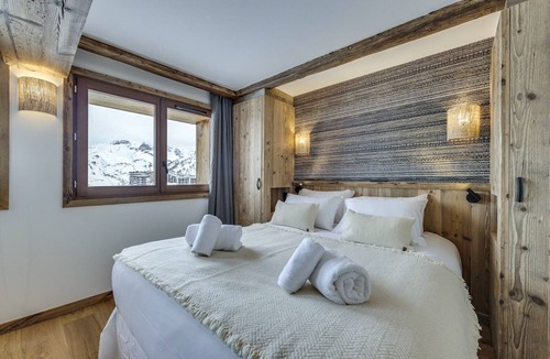 Les Almes Villa | Apartment Alpine 2 - Four Bedroom Villa, Sleeps 8