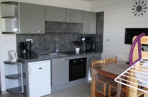 Cadeilhan-Trachere Apartment | Apartment "ARMAZAN" at the foot of the slopes facing east