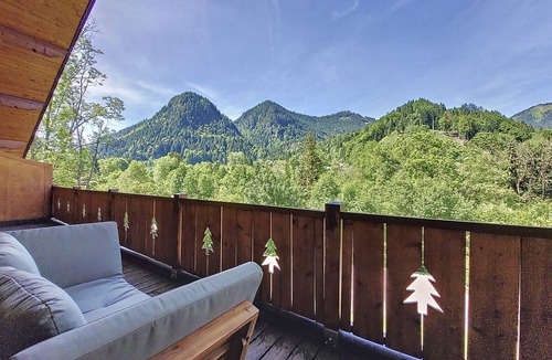 Saint-Jean-dʼAulps Apartment | APARTMENT BALCONS DU MONT D'EVIAN - 8 PEOPLE - ST JEAN D'AULPS VILLAGE