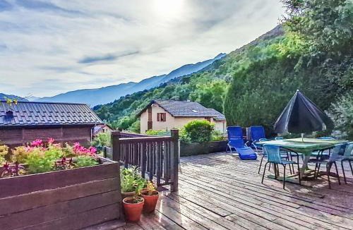 Bellentre Apartment | Apartment Bellentre Chalet le Pommier 5 by Interhome