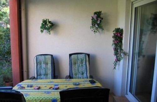 Cavalaire-sur-Mer Apartment | Apartment Cavalaire-sur-mer, 2 Bedrooms, 6 Persons