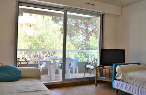 Onnion Apartment | Apartment Cavalaire-sur-Mer, studio flat, 2 persons