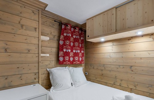 Le Praz Apartment | Apartment Courchevel, 2 bedrooms, 4 persons