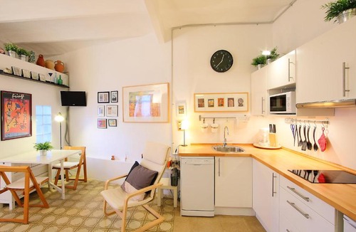 La Sagrada Familia Apartment | Apartment Eixample Dret Valencia - Cartagena by Interhome