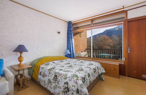 Vernet-les-Bains Apartment | Apartment 'F1 Massif Du Canigou' with Balcony and Mountain View