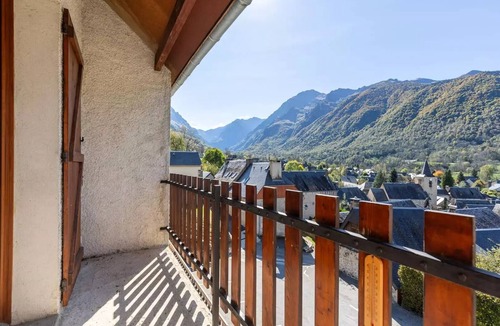 Peyragudes Apartment | Apartment for 6 People in Loudenvielle with Wi-Fi