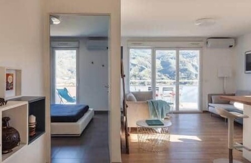 Carros Apartment | Apartment