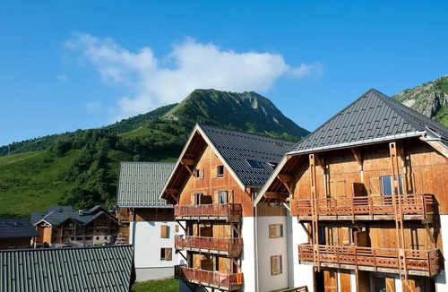 Saint-Sorlin-d'Arves Apartment | Apartment