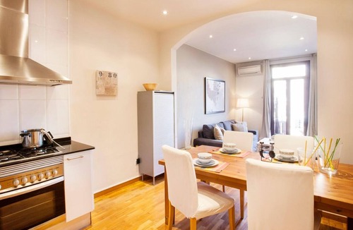 Sant Antoni Apartment | Apartment in Barcelona near Seabeach