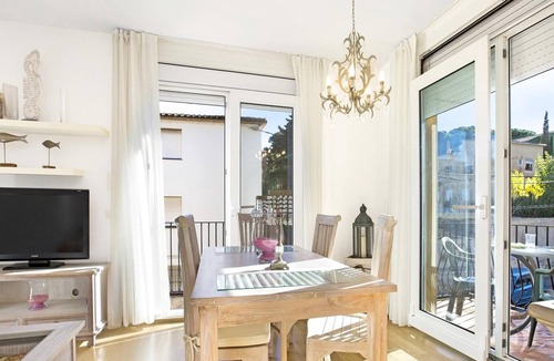 Llafranc Apartment | Apartment in Llafranc near Sandy Beach