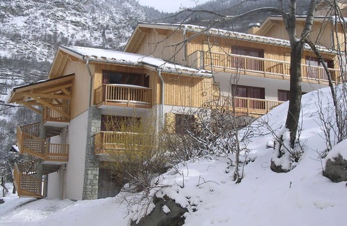 Orelle Apartment | Apartment in Orelle with shared pool