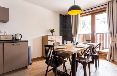 Macot-la-Plagne Apartment | Apartment in Plagne 1800 with Ski-In/Ski-Out