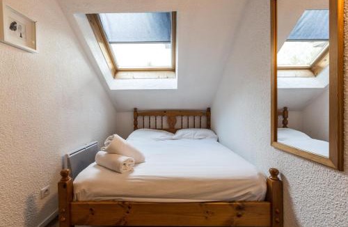 Chamonix City Centre Apartment | Apartment Jonquille 3 - A Comfortable Chamonix Haven