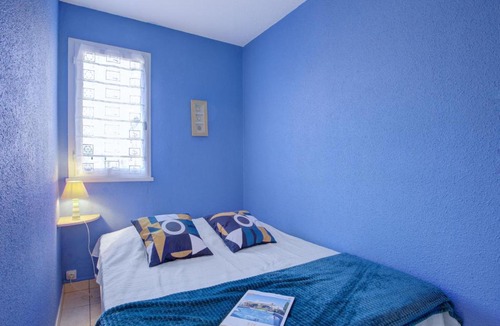 Les Arenes Apartment | Apartment Les Coraux-3 by Interhome
