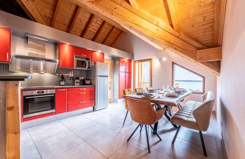 Valloire Apartment | Apartment 'Les Croës' with Mountain View, Private Terrace and Wi-Fi