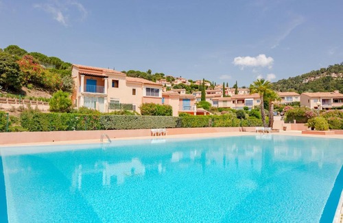 Les Issambres Apartment | Apartment Les Hauts des Issambres-11 by Interhome