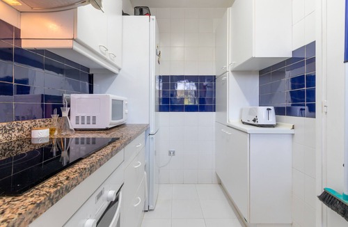 Platja d'Aro Apartment | Apartment 'Les Magnolies' with Sea Views, Wi-Fi and Air Conditioning