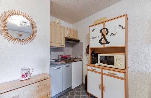 Prapoutel Apartment | Apartment 'Les Sapins 1' with Mountain View and Balcony