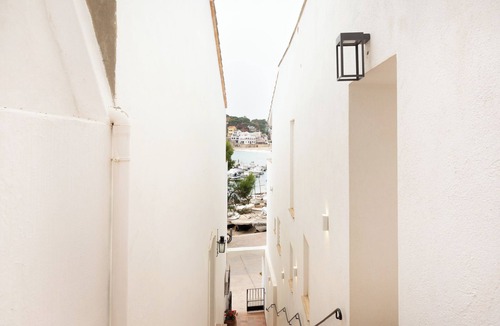 Llafranc Apartment | Apartment 'Llafranch Sea' with Sea View, Private Terrace and Wi-Fi