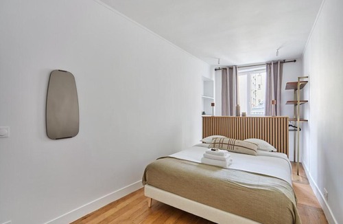 Vivienne Apartment | Apartment Louvre Palais Royal by Studio prestige