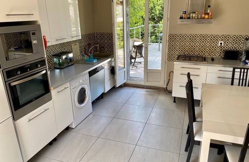 Chambery Apartment | Apartment 'Maison De Ville' with Private Terrace and Wi-Fi