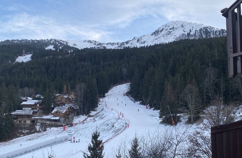 La Perriere Apartment | Apartment on the slopes.