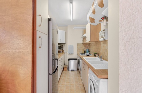 Orcieres Apartment | Apartment 'Orcières Village' with Mountain View and Balcony