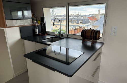 Arsenal Apartment | Apartment overlooking Paris