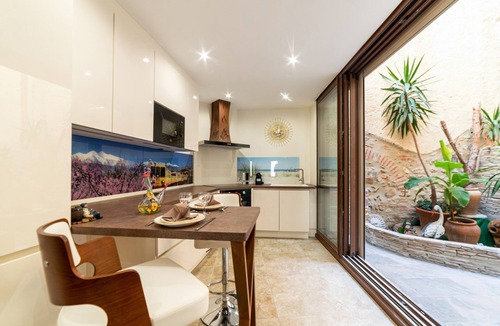 Rivesaltes Apartment | Apartment 'Plaisir Des Pierres' with Private Terrace and Wi-Fi