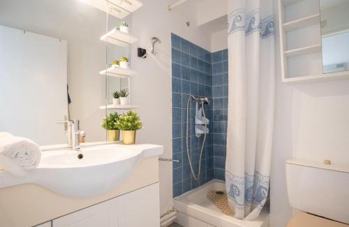 Le Couchant Apartment | Apartment Port Athéna by Interhome
