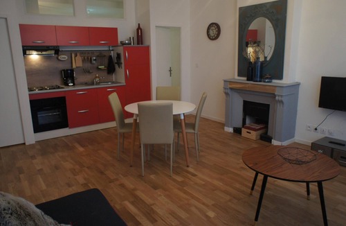 Bourg-les-Valence Apartment | Apartment-Private Bathroom-pont Péri-Rez de chaussée