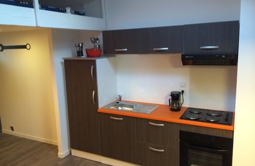 Bourg-les-Valence Apartment | Apartment-Private Bathroom-Le Bureau du Maire