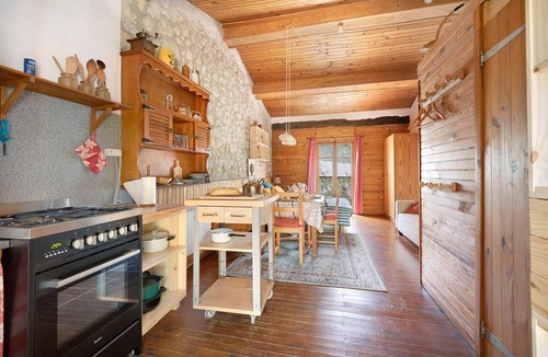 Hounoux Apartment | Apartment 'Studio Dans Terrain De 30he' with Private Pool, Private Terrace and Wi-Fi