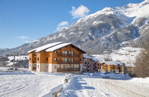 Bramans Apartment | Apartment Termignon near Ski Gondola