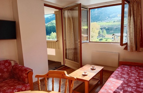 Bramans Apartment | Apartment Termignon near Ski Lift