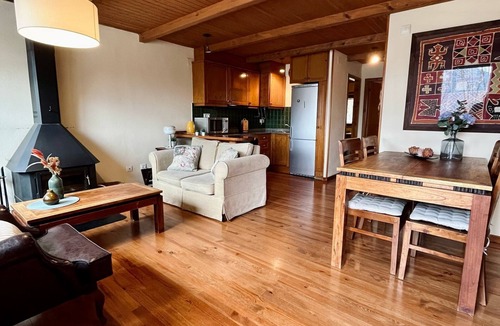 Taull Apartment | Apartment Vistas Sant Climent Taüll with Terrace, Balcony & Wi-Fi