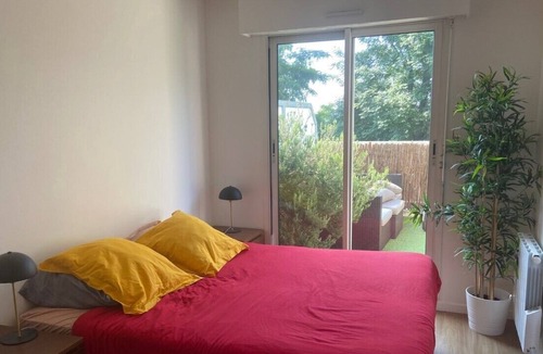 Beaute Baltard Apartment | Apartment with large south terrace, near Paris
