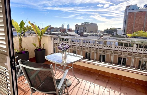 Dreta de l'Eixample Apartment | Apartment with private terrace and Wifi in the heart of Barcelona