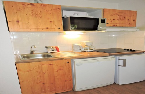 Orelle Apartment | Apartment with private indoor pool