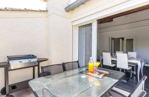 Herepian Apartment | Apartment Zwischen Meer- Seen und Bergen by Interhome