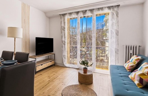 Quartier Exposition-Bajatiere Apartment | Appart 4 chambres, balcon et ascenseur