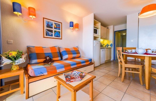 Le Barcares Hotel | Appart Abordable avec Terrasse Privée
