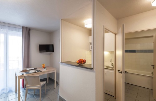 Part Dieu - Bir Hakeim Apartment | Appart'city Classic Lyon Part Dieu Garibaldi