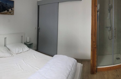 Saint-Francois-Longchamp Apartment | Appartement lumineux et chaleureux à Saint-François Longchamp Les Longes