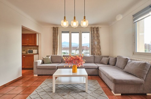 Eybens Apartment | Appart Grenoblois City & Nature – Mountain View, Balcony, Wi-Fi